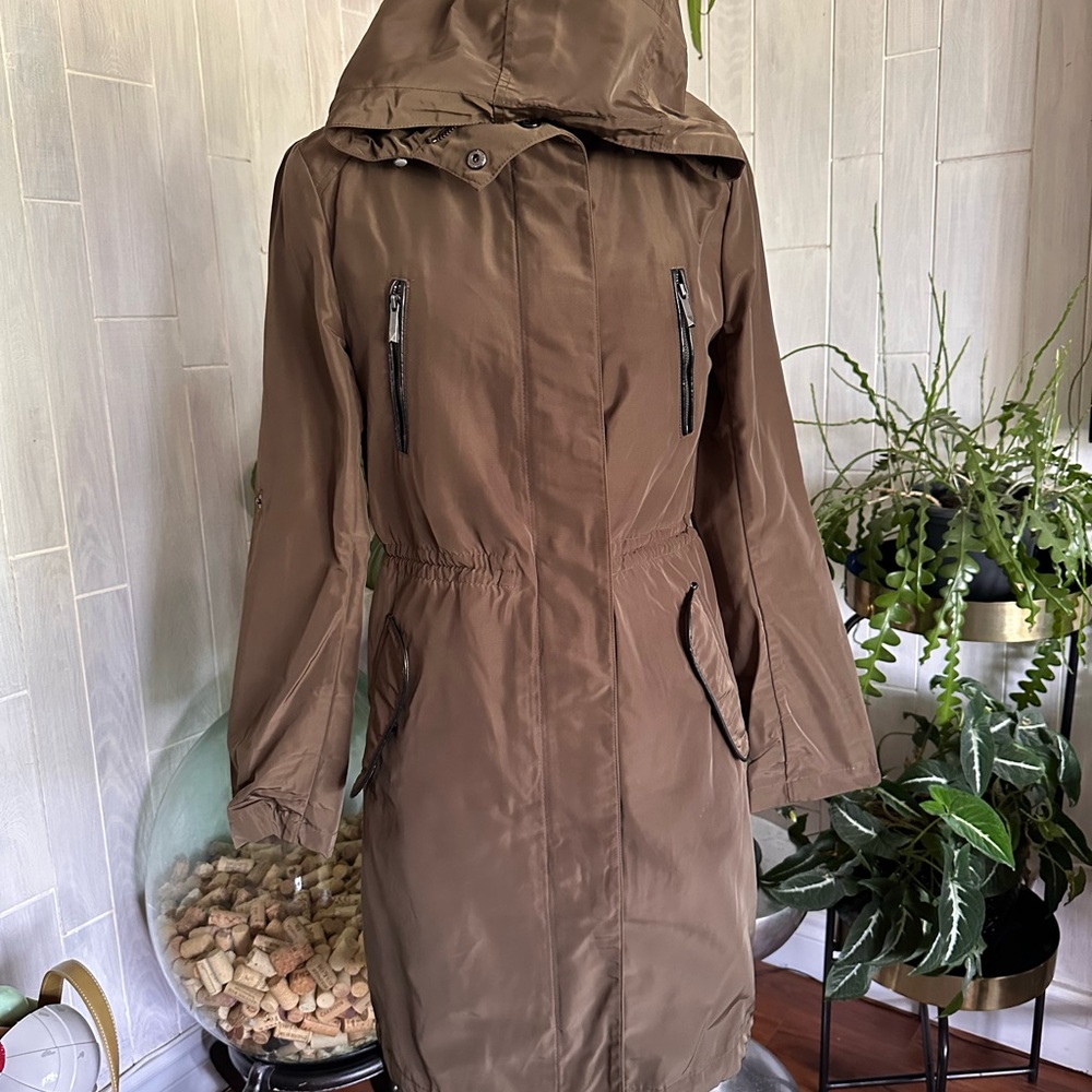 BCBGMaxAzria Brown Trench Coat Lightweight Classic